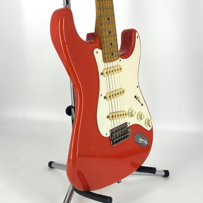 1991 Fender Squier Hank Marvin Japan Stratocaster – Fiesta Red image 8