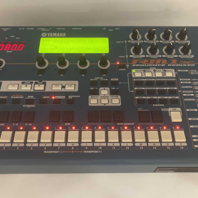 Yamaha RM1x Sequence Remixer 2000s - Blue