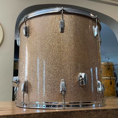 1960's Ludwig 20" Champagne Sparkle Floor Tom 18x20 image 7