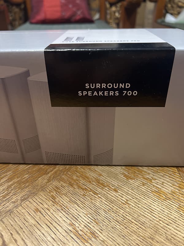 Bose Surround Speakers 700 White Reverb