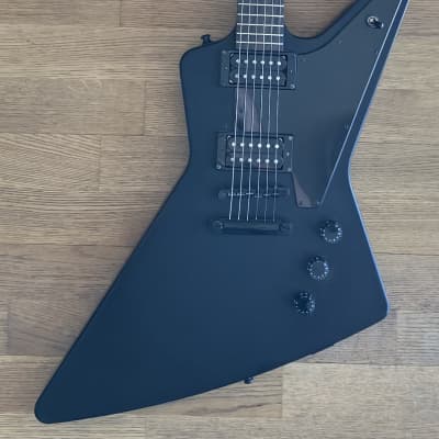 Epiphone '58 Goth Explorer | Reverb