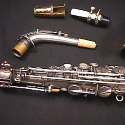 Vintage Silver Buescher True Tone Alto Saxophone in a Hard Case as-is   7 S image 4
