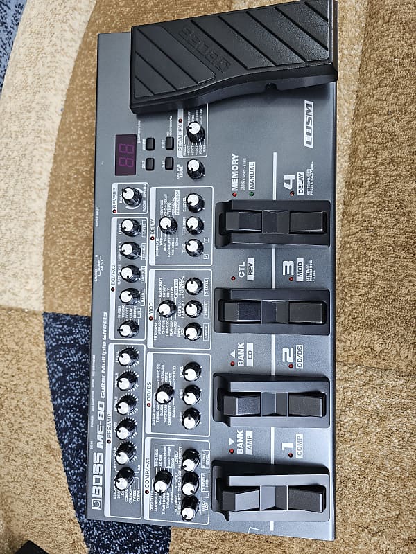 ギター BOSS ME-80 Guitar Multiple Effects BOSSME-80 Guitar Multiple Effects【マルチエフェクター】【Web