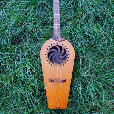 Georgian folk music instrument Panduri | String instrument Fanduri | ფანდური image 1