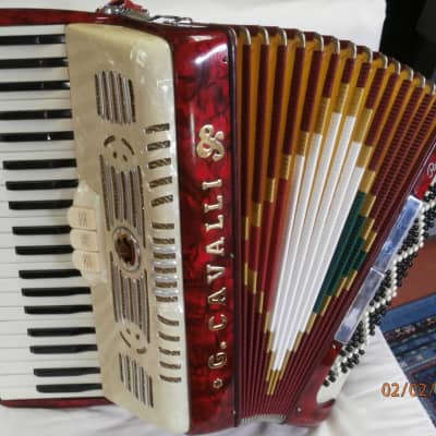 Vintage G. Cavalli 120 bass piano accordion 1970-1980 red and cream marble image 14