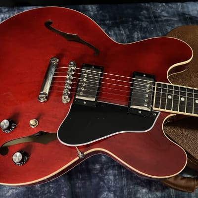 2022 Gibson ES-335 - 60's Cherry Finish - Authorized Dealer - Original Case - Warranty 8.5 lbs image 2