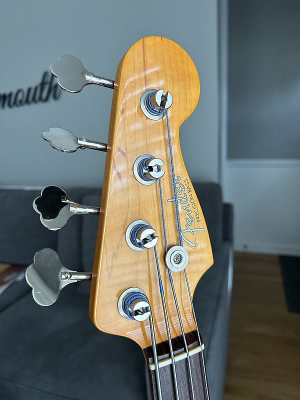 Fender American Vintage '62 Precision Bass 2000 - 2012