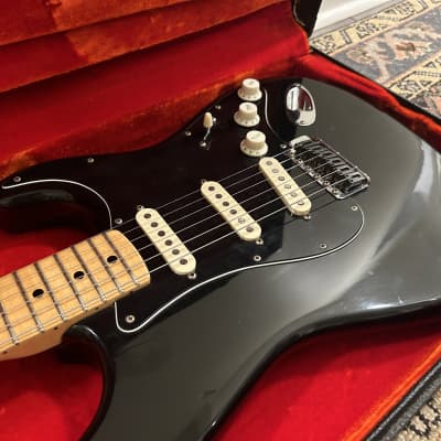 Vintage Fender Stratocaster  1975-1976  Tuxedo Black image 5