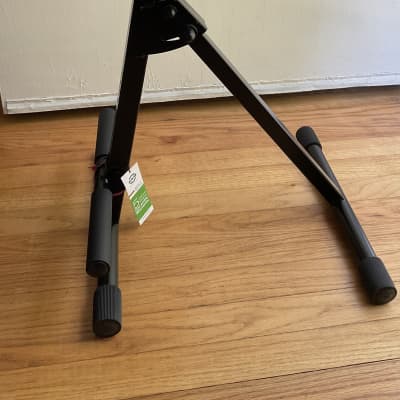 (MINT) K&M Pneumatic Stool image 1