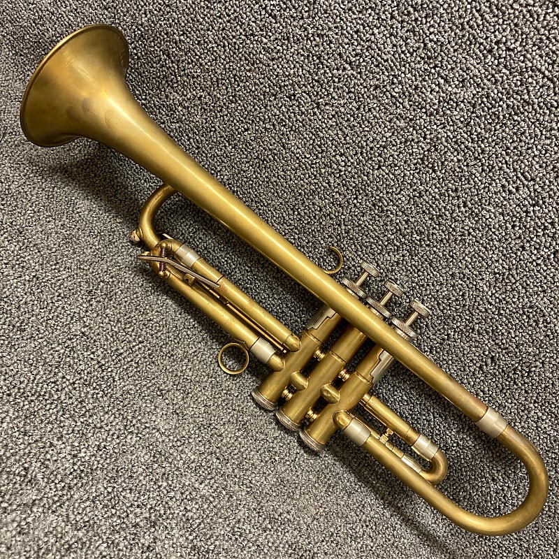 Getzen 90 Vintage Trumpet w/ Case