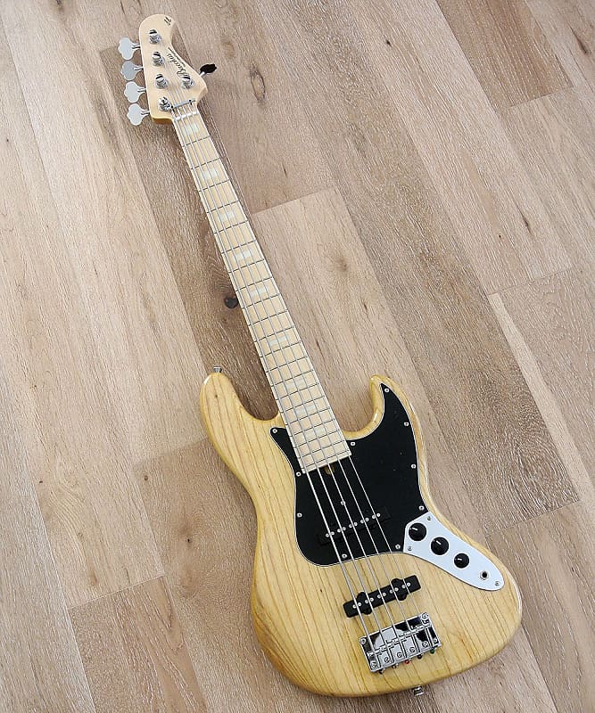 Bacchus Global Series - BJB 5-70's - 5 String Bass in Natural