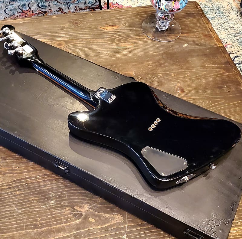 Epiphone Mandobird IV - Electric Firebird Mandolin - w/ Hard Epiphone Mandobird IV - Electric Firebird Mandolin - w/ Hard
