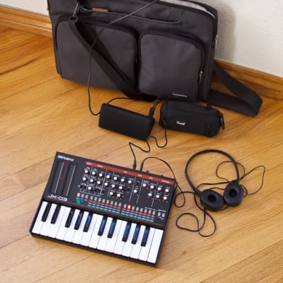Roland JX-03 Mobile/Portable Rig with K-25M Keyboard and Oontz Speaker