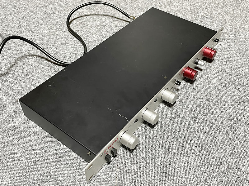 Vestax DCR-1500 3-Band Isolator and Filter | Reverb The