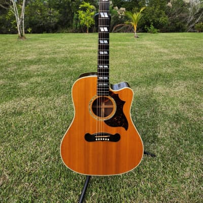 Gibson Songbird Deluxe Cutaway 2000 - 2003 - Antique Natural for sale