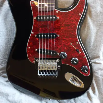 Fender Stratocaster Floyd Rose "Squier Series" MIJ 1993 with free extra's and case. image 16