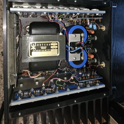 Threshold 400A - Black | Reverb Threshold 400A - Black | Reverb