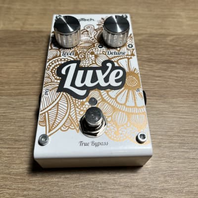 Digitech Luxe Anti-Chorus Compact Polphyonic Detune Pedal