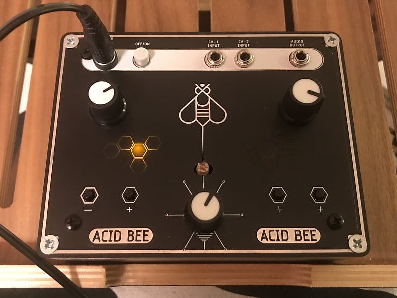 errorinstruments Acid Bee 2020 - Black image 1