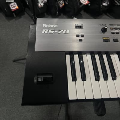 Roland RS-70 Synthesizer Keyboard w/Stand image 2