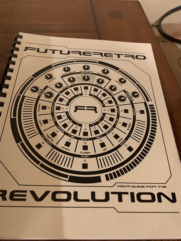 Future Retro Revolution R2 MK2 TB-303 Analog Synthesizer