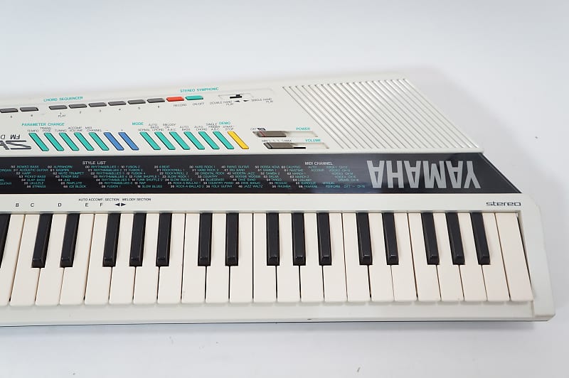 SALE Ends Nov 8] YAMAHA SHS-200 FM Synthesizer Keyboard
