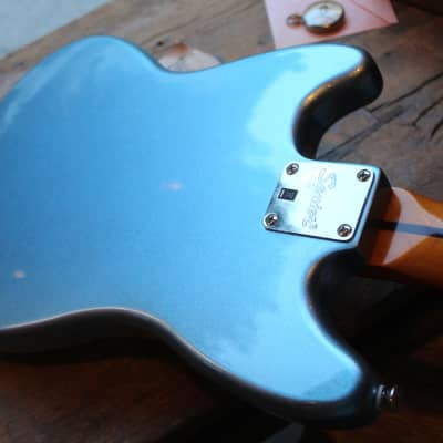 SQUIER "Classic Vibe '60s Mustang,  Lake Placid Blue" 3, 39 KG image 10