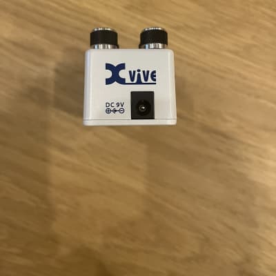 Xvive V21 Echoman 2020 - Present - White / Blue image 2