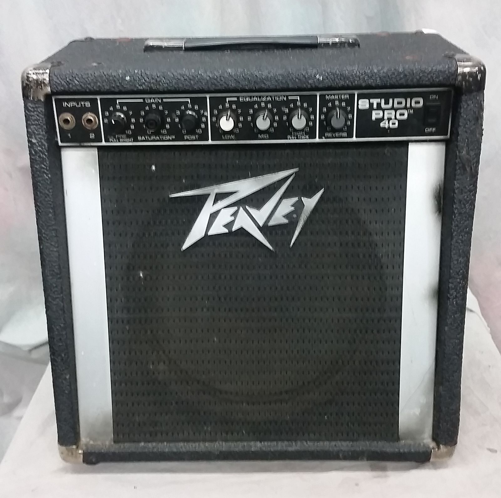 Peavey 40 watt guitar amp hot sale