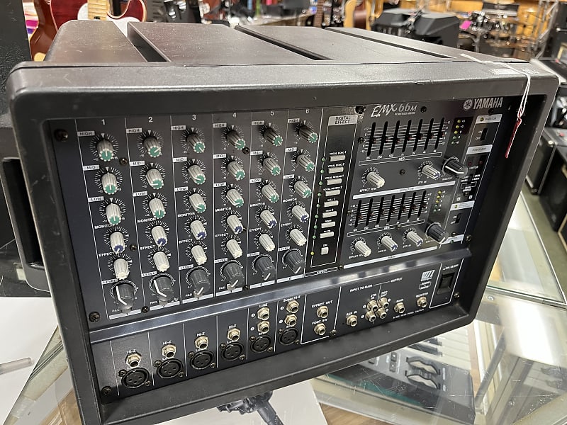 Yamaha EMX66M 6Channel Digital Effects 600 Watt Powered Reverb