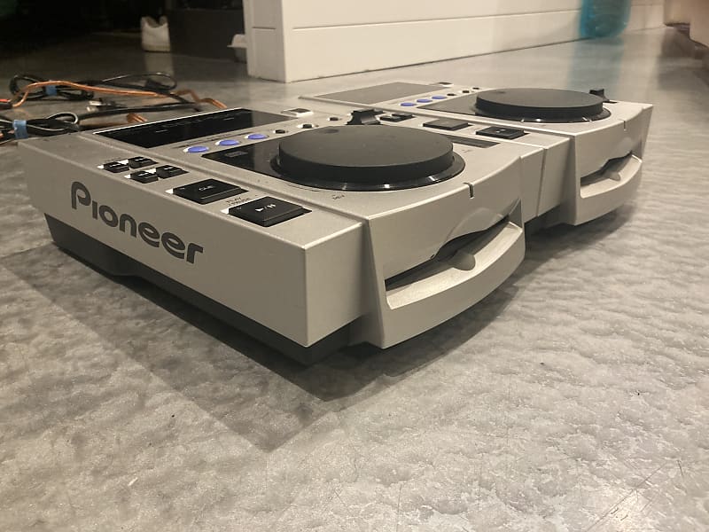 2x Pioneer CDJ-100S Professional CD Player with Effects | Reverb