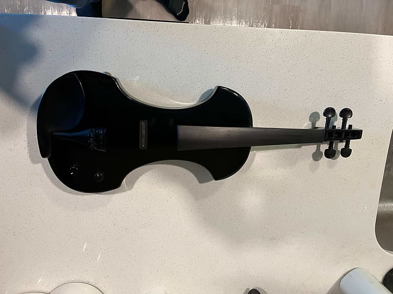 Fender FV1 Electric Violin Reverb