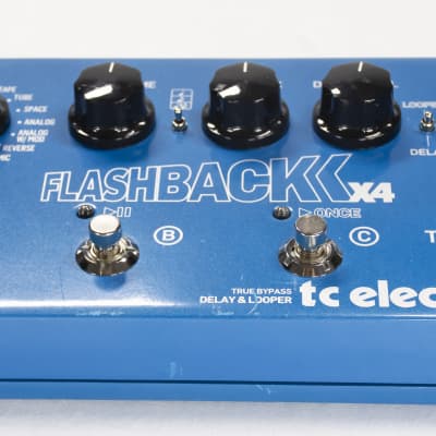 TC Electronics Flashback X4 Blue image 1