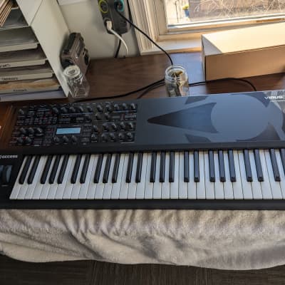 Access Virus TI 61-Key Digital Synthesizer 2000s - Black