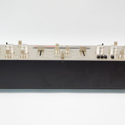 Vestax PMC-250 Professional DJ Mixer built-in DCR-1200 type Isolater EQ Filter image 8