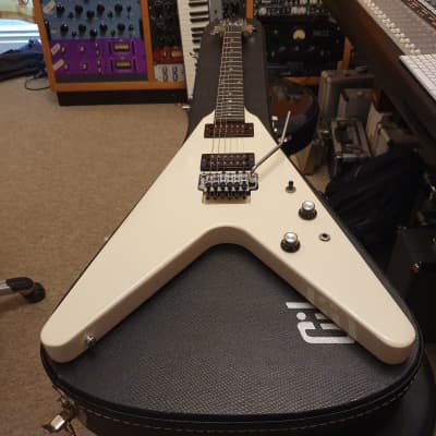 RARE Gibson Flying V Factory Original Floyd Rose Tremolo Limited Edition Special Run Guitar image 12