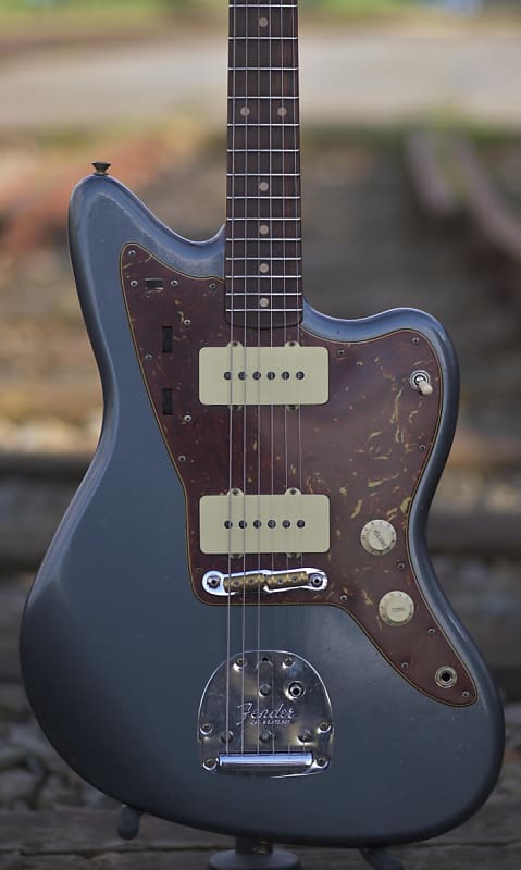 Fender Custom Shop '66 Jazzmaster Journeyman Relic - Charcoal frost Metallic Over Chocolate 3-Tone Sunburst image 1