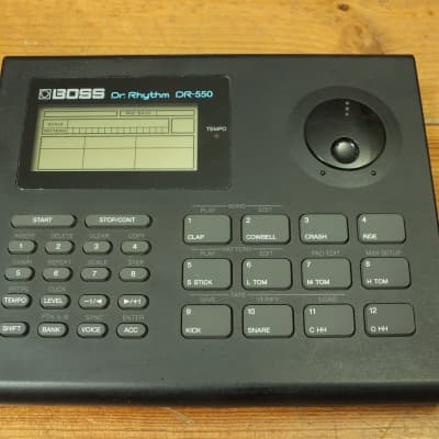 Boss / Roland Dr. Rhythm DR-550 Drumcomputer