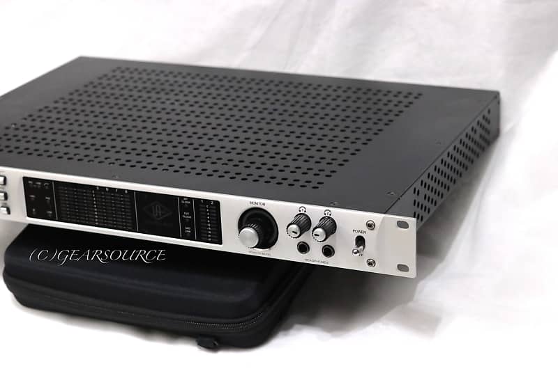 Universal Audio Apollo 8 QUAD Thunderbolt Audio Interface | Reverb