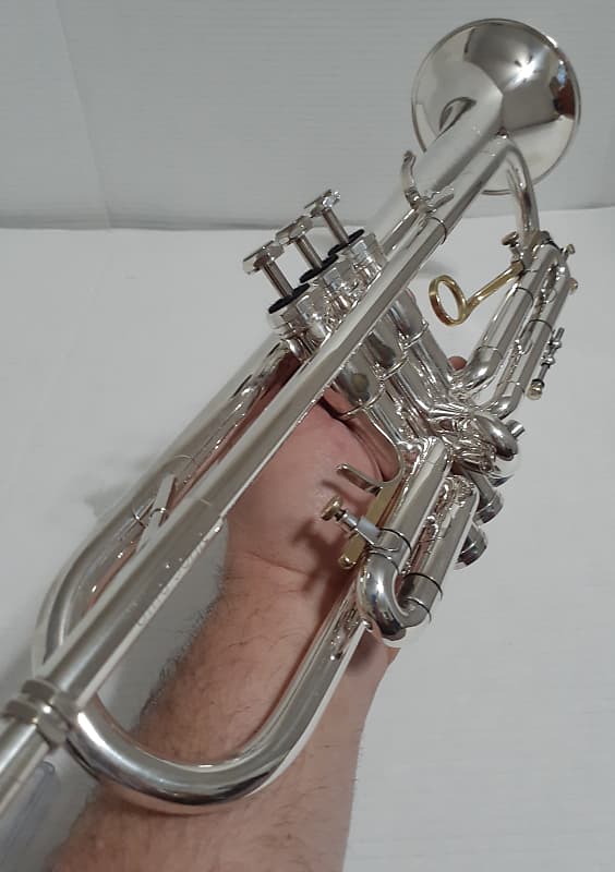 Olds V-102 Ultra Sonic Super Star trumpet