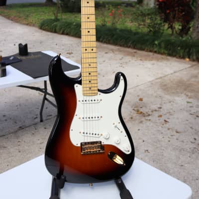 Fender 60th Anniversary Commemorative American Standard Stratocaster 2014 image 10