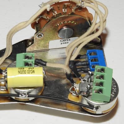 Stratocaster Solderless Wiring Harness CTS Pots .25 Bushings Mojotone Dijon Oak Grigsby Switchcraft! image 4