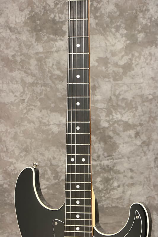 Fender Japan Aerodyne Stratocaster Medium HSS Black S/N