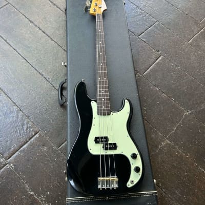 その他 Fender Japan  SQUIER BASS SQ B 15W 1983 Fender Japan Squier SQ Precision Bass - Black | Reverb