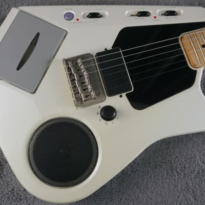 Casio EG-5 - White Vintage Cassette Player Guitar 1980s image 7