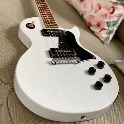 本日までTokai Les Paul ホワイト Tokai Les Paul Custom LS-136 White - /w case | Reverb