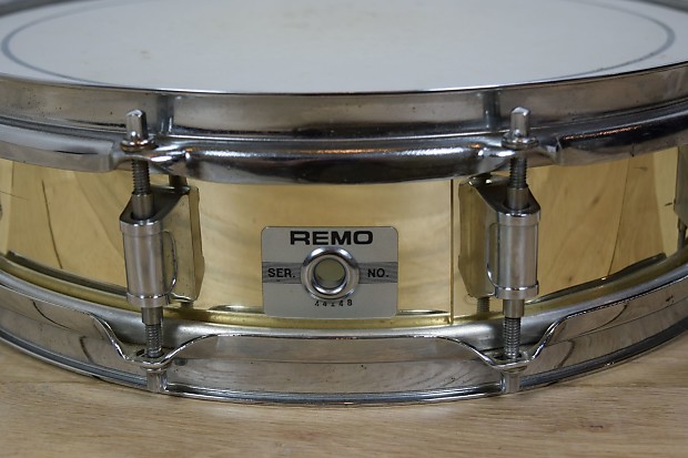 Remo Piccolo snare drum 13x3.5 excellent | Reverb Remo Piccolo snare drum 13x3.5 excellent | Reverb