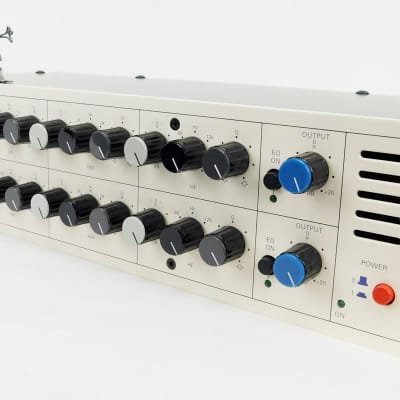 TL Audio Ivory EQ 5013 イコライザー