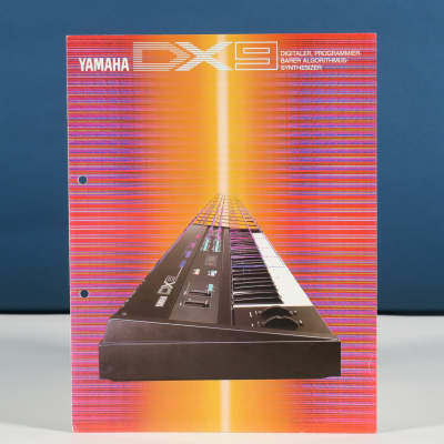 Yamaha DX9 synthesizer brochure in German