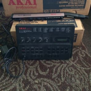 AKAI EW3000m